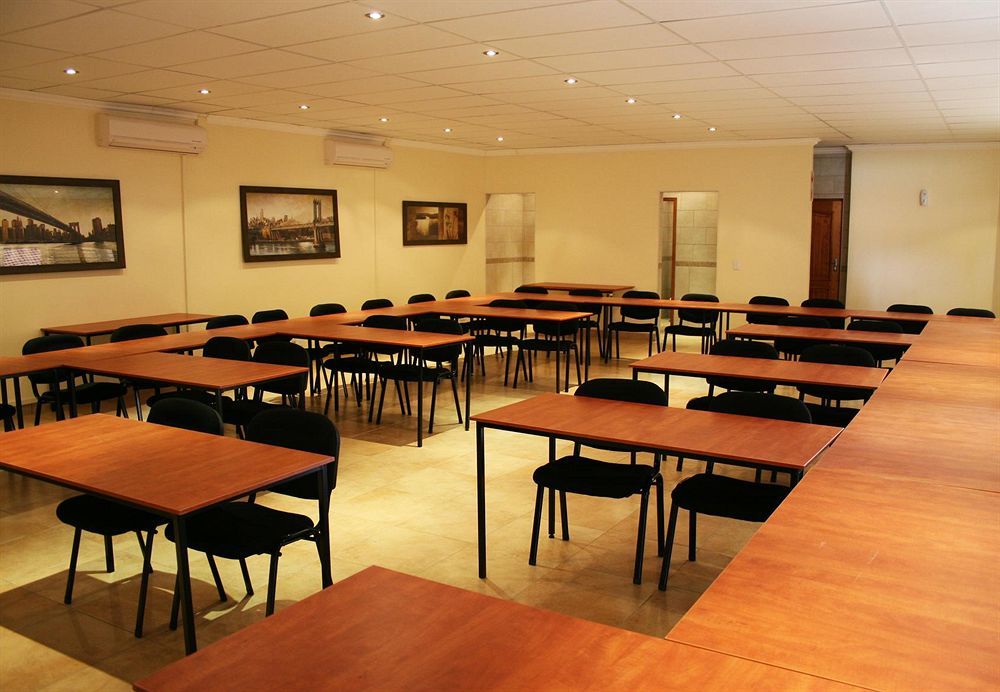 Europrime Boutique Hotel Boksburg Extérieur photo