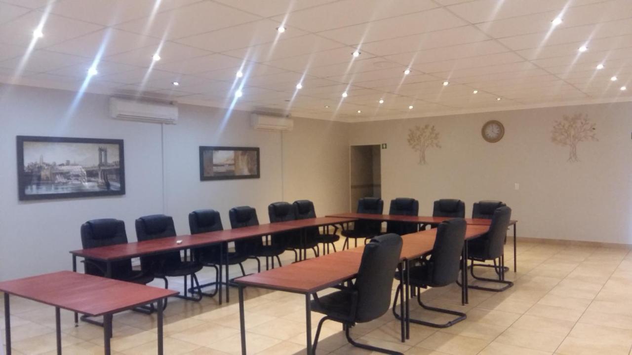 Europrime Boutique Hotel Boksburg Extérieur photo