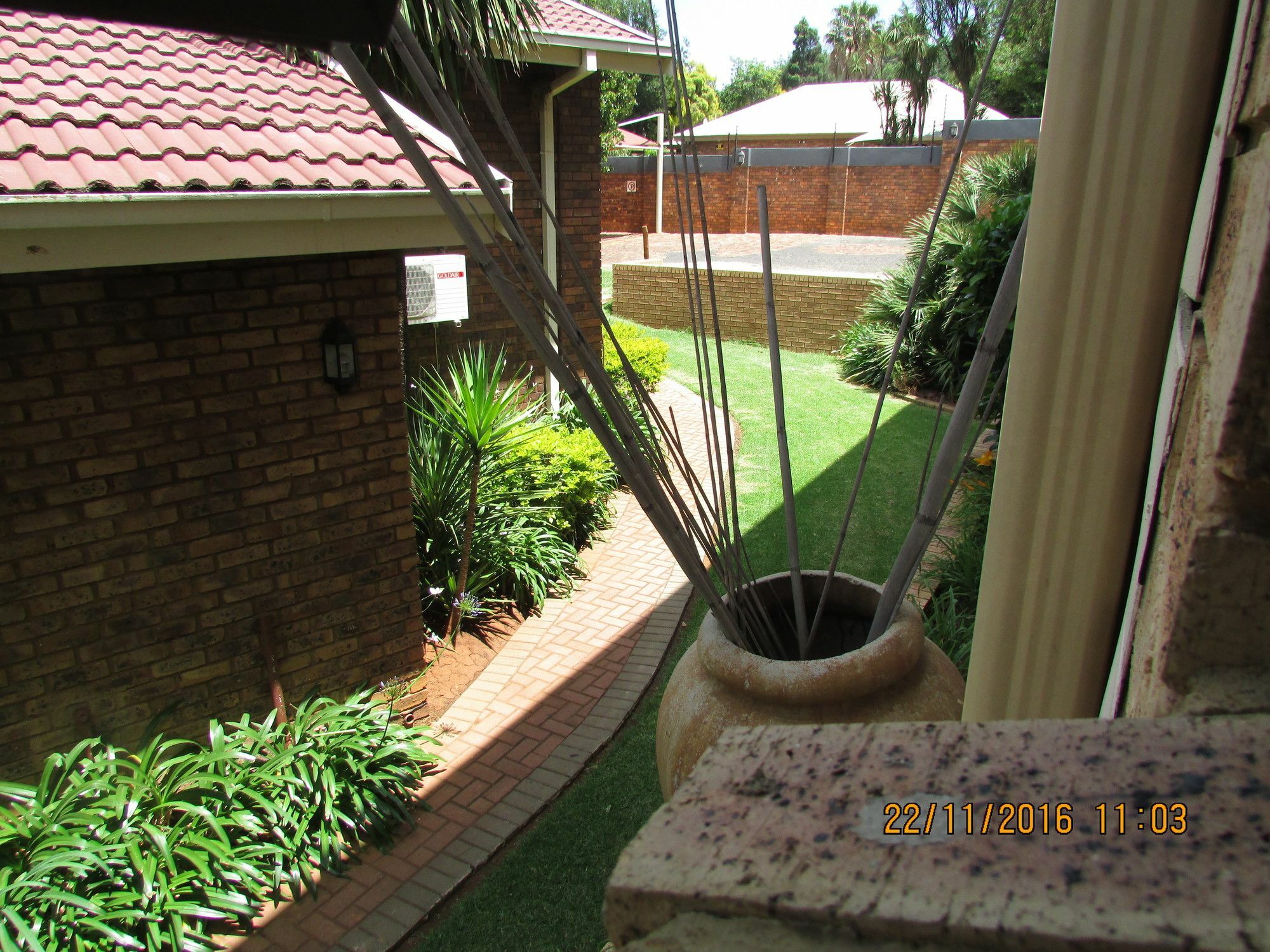 Europrime Boutique Hotel Boksburg Extérieur photo